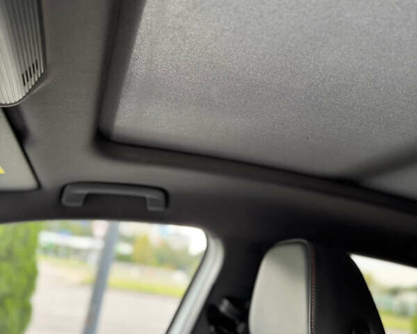 Белый Фольксваген ID.4, объемом двигателя 0 л и пробегом 28 тыс. км за 36249 $, фото 18 на Automoto.ua