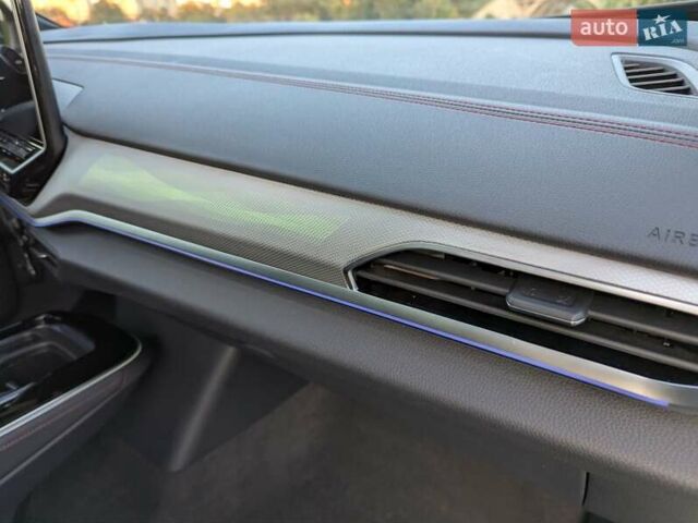 Белый Фольксваген ID.4, объемом двигателя 0 л и пробегом 14 тыс. км за 29500 $, фото 26 на Automoto.ua