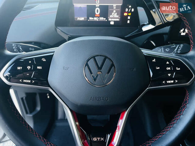 Білий Фольксваген ID.4, об'ємом двигуна 0 л та пробігом 76 тис. км за 25500 $, фото 27 на Automoto.ua