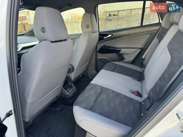 Білий Фольксваген ID.4, об'ємом двигуна 0 л та пробігом 39 тис. км за 27500 $, фото 18 на Automoto.ua