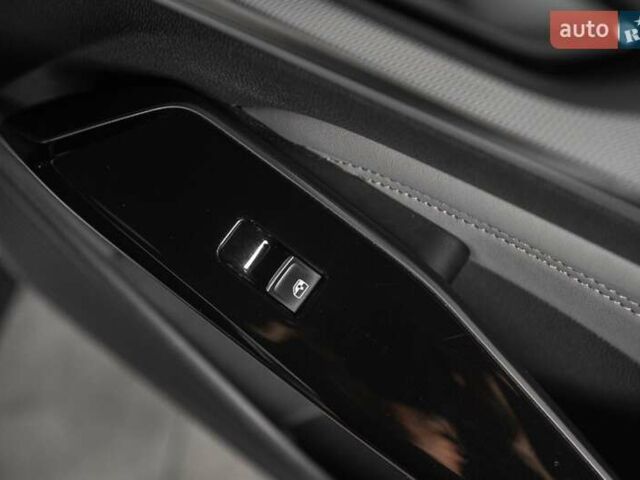 Білий Фольксваген ID.4, об'ємом двигуна 0 л та пробігом 61 тис. км за 27999 $, фото 35 на Automoto.ua