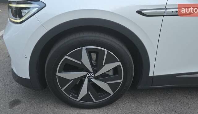 Белый Фольксваген ID.4, объемом двигателя 0 л и пробегом 16 тыс. км за 26500 $, фото 13 на Automoto.ua