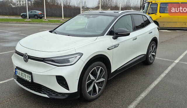 Белый Фольксваген ID.4, объемом двигателя 0 л и пробегом 62 тыс. км за 26300 $, фото 1 на Automoto.ua