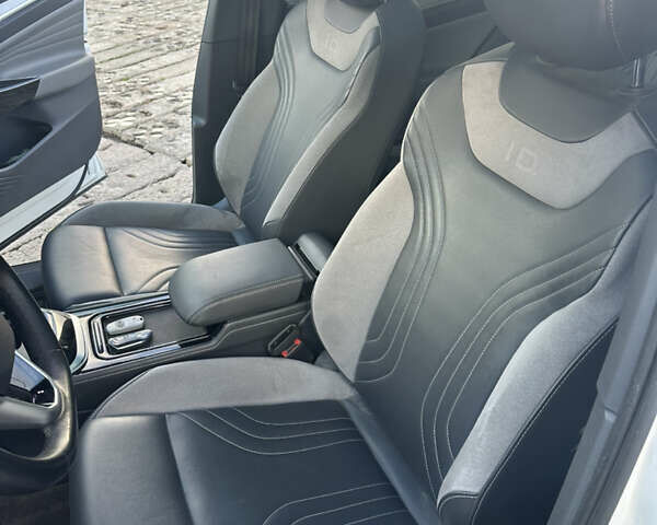 Белый Фольксваген ID.4, объемом двигателя 0 л и пробегом 44 тыс. км за 25000 $, фото 9 на Automoto.ua