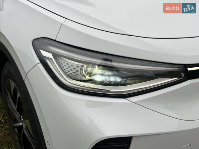 Белый Фольксваген ID.4, объемом двигателя 0 л и пробегом 23 тыс. км за 30900 $, фото 8 на Automoto.ua