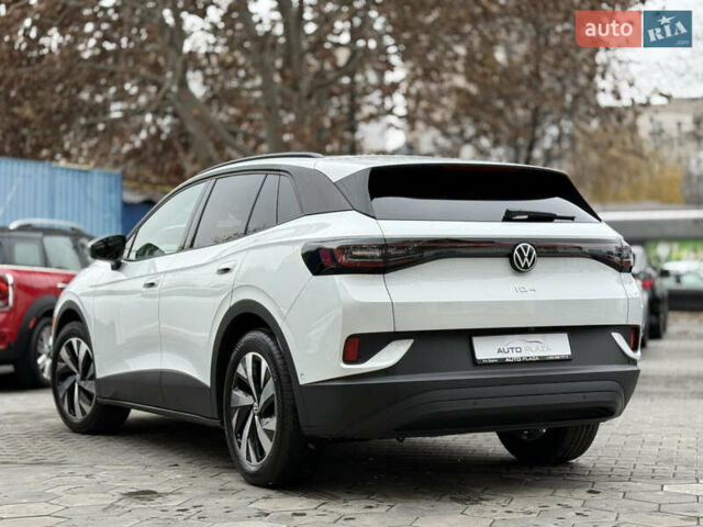 Белый Фольксваген ID.4, объемом двигателя 0 л и пробегом 8 тыс. км за 25900 $, фото 33 на Automoto.ua