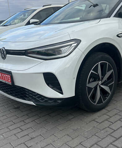 Белый Фольксваген ID.4, объемом двигателя 0 л и пробегом 1 тыс. км за 28400 $, фото 1 на Automoto.ua