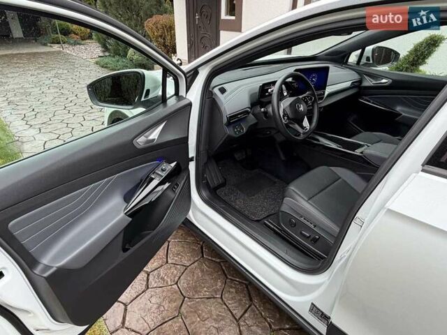 Белый Фольксваген ID.4, объемом двигателя 0 л и пробегом 14 тыс. км за 25900 $, фото 18 на Automoto.ua