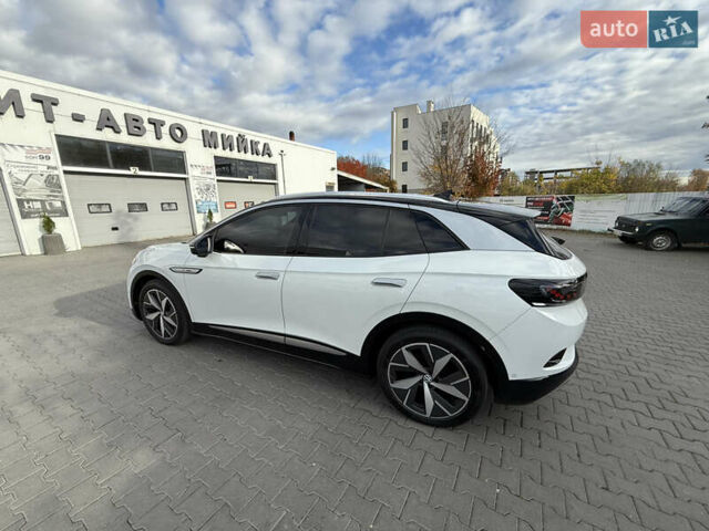 Белый Фольксваген ID.4, объемом двигателя 0 л и пробегом 17 тыс. км за 27900 $, фото 14 на Automoto.ua