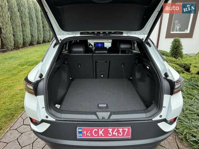 Белый Фольксваген ID.4, объемом двигателя 0 л и пробегом 14 тыс. км за 25900 $, фото 17 на Automoto.ua