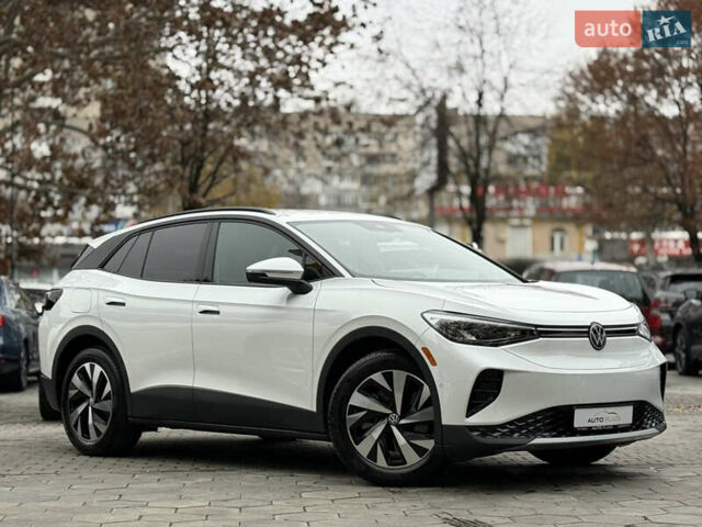 Белый Фольксваген ID.4, объемом двигателя 0 л и пробегом 8 тыс. км за 25900 $, фото 17 на Automoto.ua