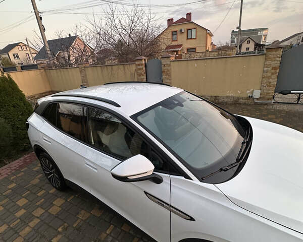 Белый Фольксваген ID.4, объемом двигателя 0 л и пробегом 16 тыс. км за 27500 $, фото 19 на Automoto.ua