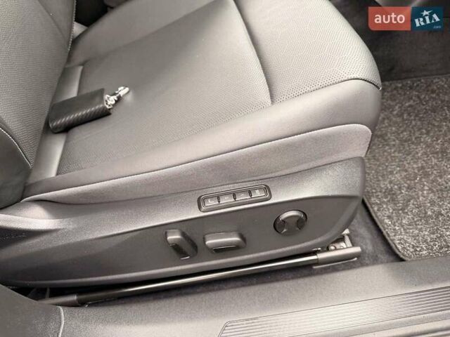 Белый Фольксваген ID.4, объемом двигателя 0 л и пробегом 14 тыс. км за 25900 $, фото 32 на Automoto.ua