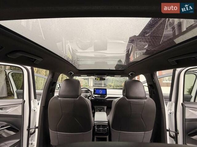 Белый Фольксваген ID.4, объемом двигателя 0 л и пробегом 14 тыс. км за 25900 $, фото 36 на Automoto.ua