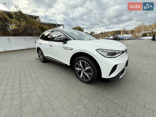 Белый Фольксваген ID.4, объемом двигателя 0 л и пробегом 17 тыс. км за 27900 $, фото 1 на Automoto.ua