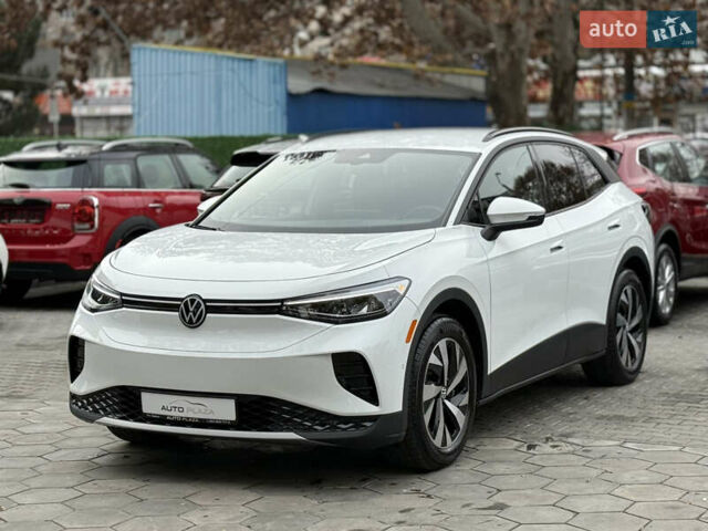 Белый Фольксваген ID.4, объемом двигателя 0 л и пробегом 8 тыс. км за 25900 $, фото 4 на Automoto.ua