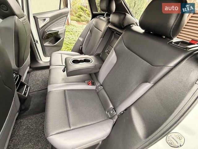 Белый Фольксваген ID.4, объемом двигателя 0 л и пробегом 14 тыс. км за 25900 $, фото 37 на Automoto.ua