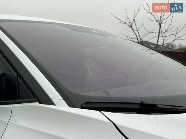 Белый Фольксваген ID.4, объемом двигателя 0 л и пробегом 23 тыс. км за 30900 $, фото 24 на Automoto.ua