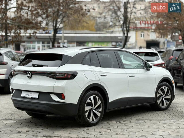 Белый Фольксваген ID.4, объемом двигателя 0 л и пробегом 8 тыс. км за 25900 $, фото 24 на Automoto.ua