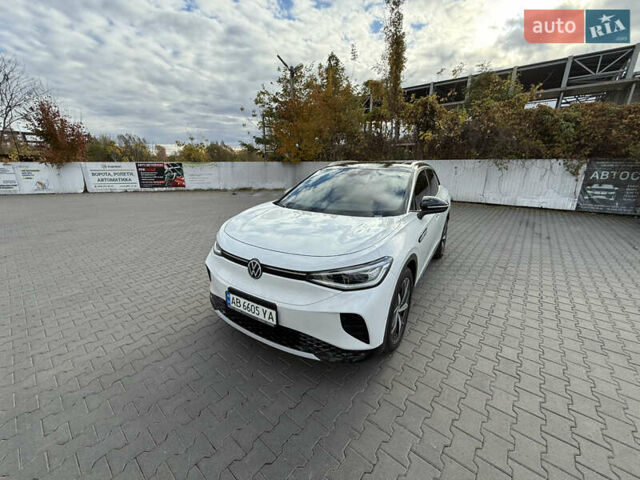 Белый Фольксваген ID.4, объемом двигателя 0 л и пробегом 17 тыс. км за 27900 $, фото 17 на Automoto.ua