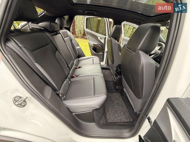 Белый Фольксваген ID.4, объемом двигателя 0 л и пробегом 14 тыс. км за 25900 $, фото 30 на Automoto.ua