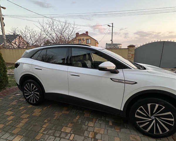 Белый Фольксваген ID.4, объемом двигателя 0 л и пробегом 16 тыс. км за 27500 $, фото 16 на Automoto.ua