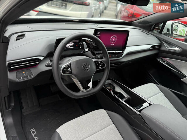 Белый Фольксваген ID.4, объемом двигателя 0 л и пробегом 8 тыс. км за 25900 $, фото 42 на Automoto.ua