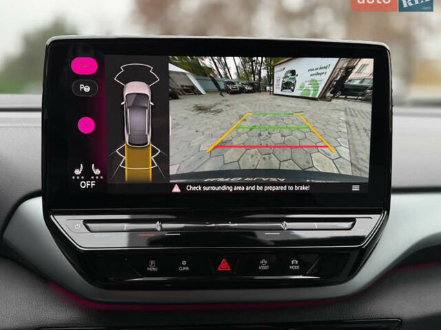 Белый Фольксваген ID.4, объемом двигателя 0 л и пробегом 8 тыс. км за 25900 $, фото 58 на Automoto.ua