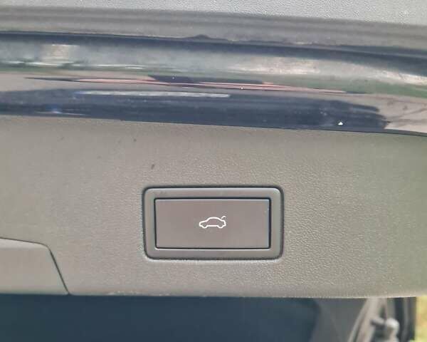 Черный Фольксваген ID.4, объемом двигателя 0 л и пробегом 67 тыс. км за 27600 $, фото 11 на Automoto.ua