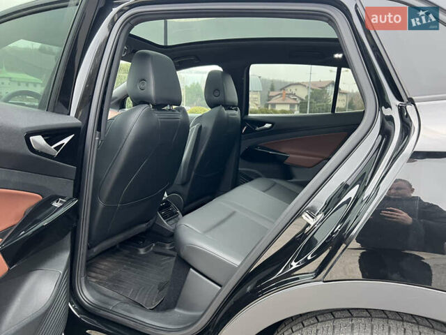 Чорний Фольксваген ID.4, об'ємом двигуна 0 л та пробігом 77 тис. км за 25999 $, фото 36 на Automoto.ua