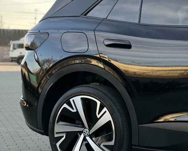 Черный Фольксваген ID.4, объемом двигателя 0 л и пробегом 51 тыс. км за 25999 $, фото 16 на Automoto.ua