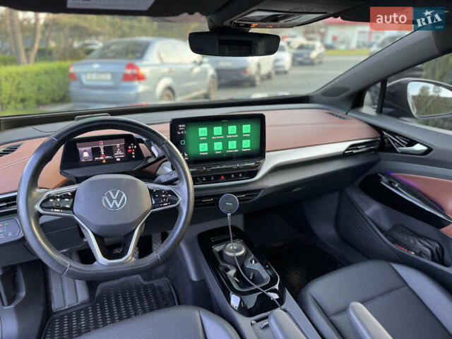 Черный Фольксваген ID.4, объемом двигателя 0 л и пробегом 51 тыс. км за 25999 $, фото 2 на Automoto.ua