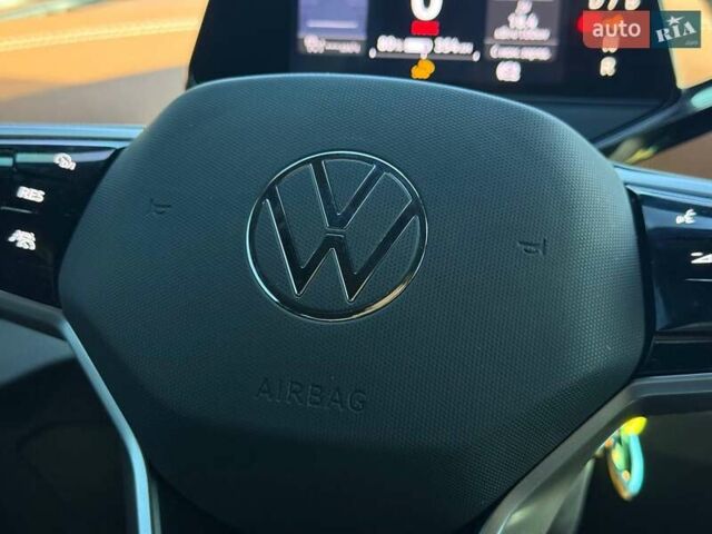 Черный Фольксваген ID.4, объемом двигателя 0 л и пробегом 102 тыс. км за 24800 $, фото 50 на Automoto.ua