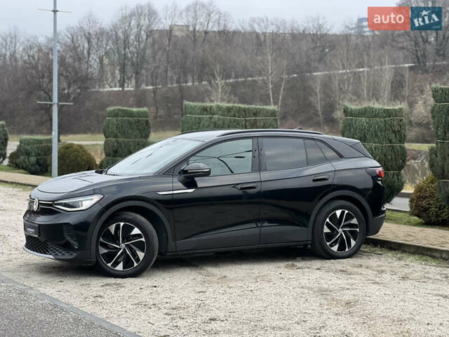 Чорний Фольксваген ID.4, об'ємом двигуна 0 л та пробігом 77 тис. км за 25999 $, фото 2 на Automoto.ua