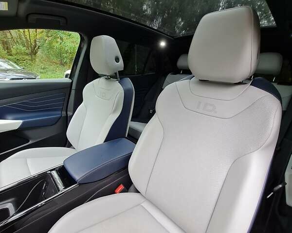 Черный Фольксваген ID.4, объемом двигателя 0 л и пробегом 67 тыс. км за 27600 $, фото 2 на Automoto.ua