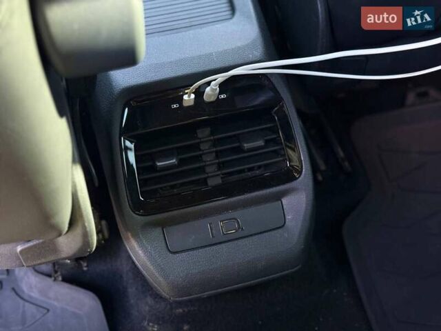 Черный Фольксваген ID.4, объемом двигателя 0 л и пробегом 102 тыс. км за 24800 $, фото 46 на Automoto.ua