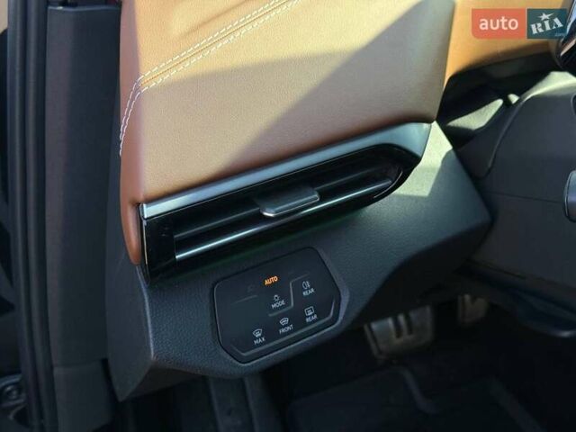 Черный Фольксваген ID.4, объемом двигателя 0 л и пробегом 102 тыс. км за 24800 $, фото 37 на Automoto.ua