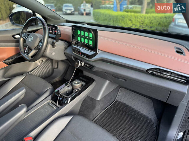 Черный Фольксваген ID.4, объемом двигателя 0 л и пробегом 51 тыс. км за 25999 $, фото 5 на Automoto.ua