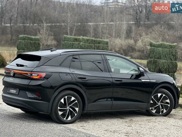 Чорний Фольксваген ID.4, об'ємом двигуна 0 л та пробігом 77 тис. км за 25999 $, фото 10 на Automoto.ua