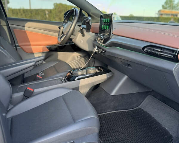 Черный Фольксваген ID.4, объемом двигателя 0 л и пробегом 51 тыс. км за 25999 $, фото 7 на Automoto.ua