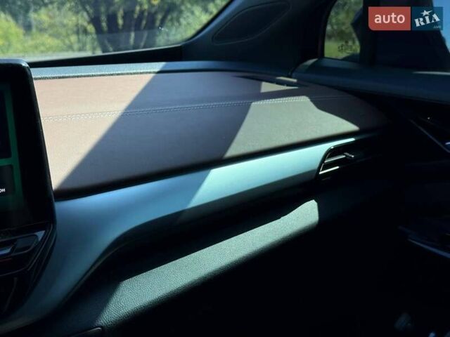 Черный Фольксваген ID.4, объемом двигателя 0 л и пробегом 102 тыс. км за 24800 $, фото 57 на Automoto.ua