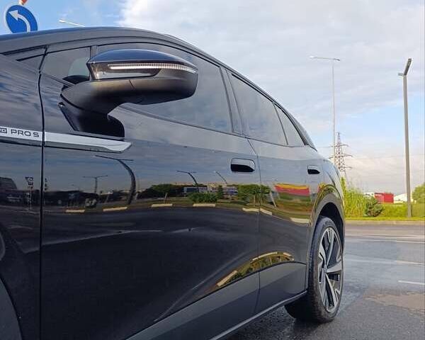 Черный Фольксваген ID.4, объемом двигателя 0 л и пробегом 18 тыс. км за 29000 $, фото 4 на Automoto.ua