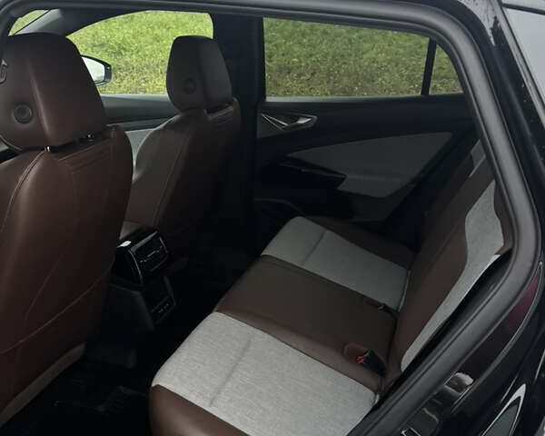 Чорний Фольксваген ID.4, об'ємом двигуна 0 л та пробігом 15 тис. км за 22600 $, фото 10 на Automoto.ua