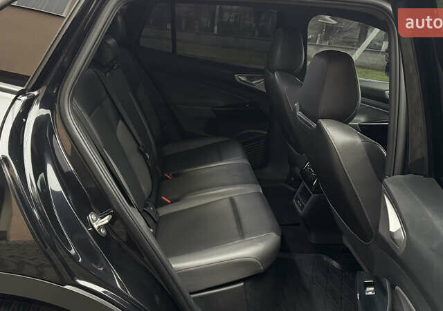 Черный Фольксваген ID.4, объемом двигателя 0 л и пробегом 233 тыс. км за 20200 $, фото 36 на Automoto.ua