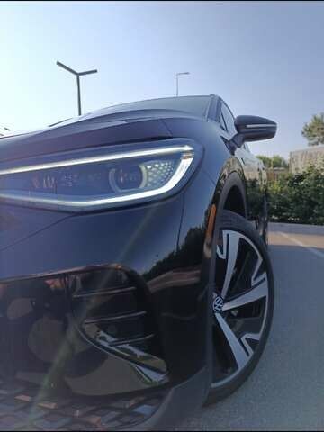 Черный Фольксваген ID.4, объемом двигателя 0 л и пробегом 18 тыс. км за 29000 $, фото 1 на Automoto.ua