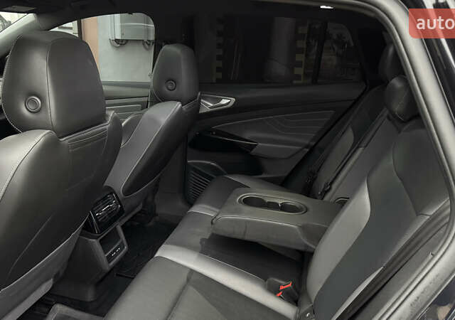 Черный Фольксваген ID.4, объемом двигателя 0 л и пробегом 233 тыс. км за 20200 $, фото 42 на Automoto.ua