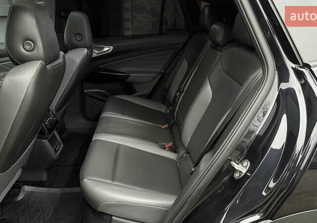 Черный Фольксваген ID.4, объемом двигателя 0 л и пробегом 233 тыс. км за 20200 $, фото 41 на Automoto.ua