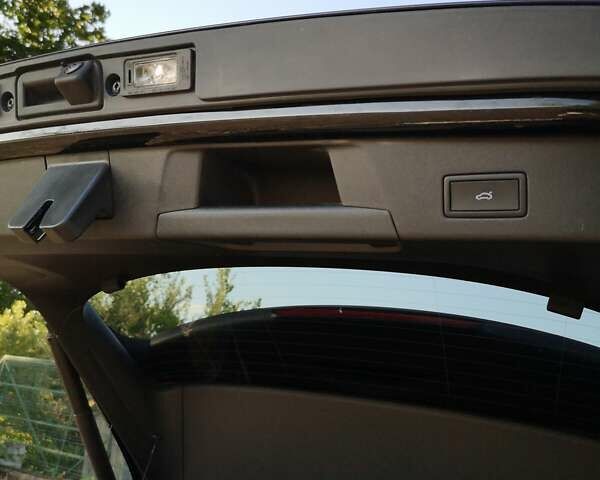 Черный Фольксваген ID.4, объемом двигателя 0 л и пробегом 6 тыс. км за 32997 $, фото 5 на Automoto.ua