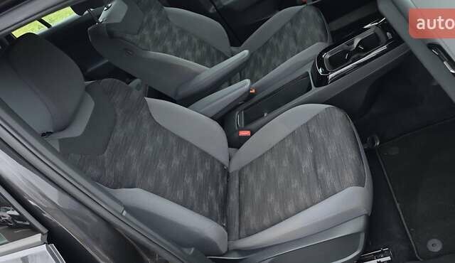 Коричневый Фольксваген ID.4, объемом двигателя 0 л и пробегом 155 тыс. км за 23500 $, фото 64 на Automoto.ua