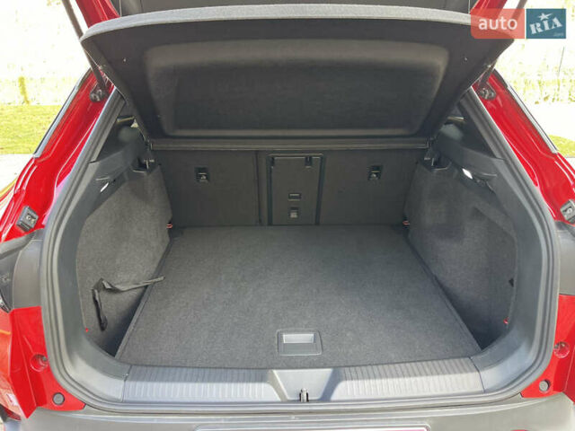 Красный Фольксваген ID.4, объемом двигателя 0 л и пробегом 2 тыс. км за 33607 $, фото 24 на Automoto.ua